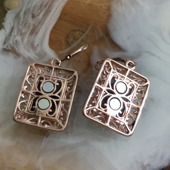 🖤Rosegold plated gemstone earrings - Picture 7 of 12